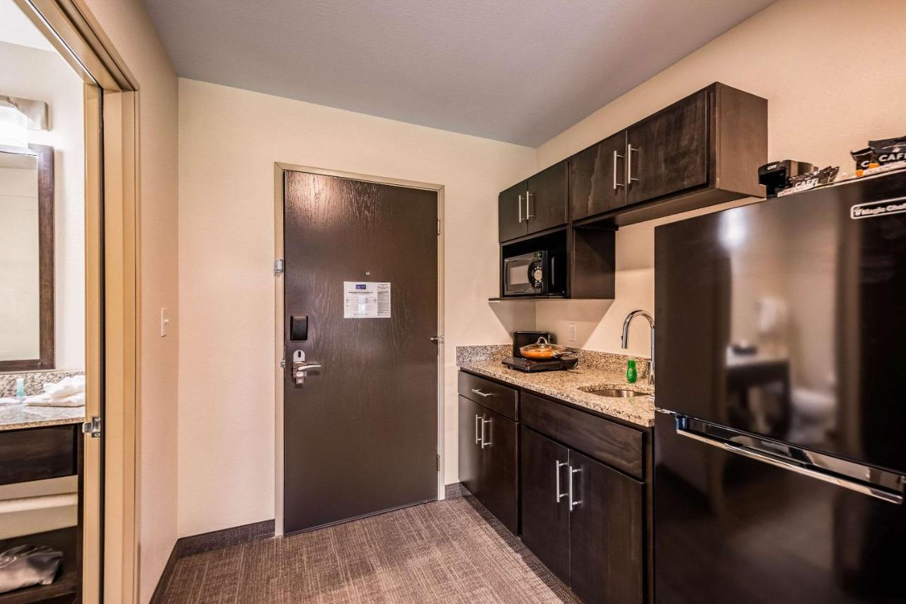 Fruitville Mainstay Suites Sarasota I-75 מראה חיצוני תמונה